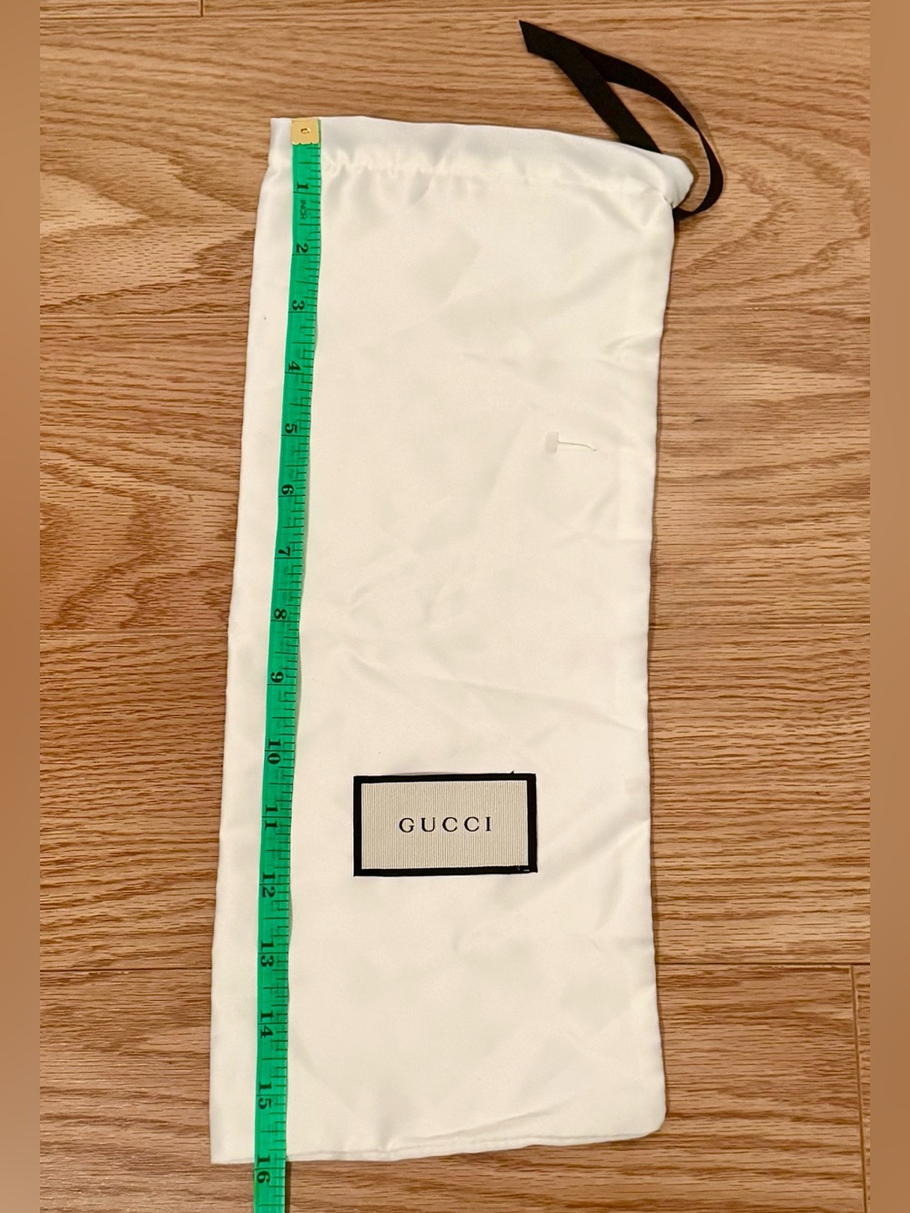 NWOT Authentic GUCCI White Satin Dust Bag 16”• Single w/ Plastic Tag